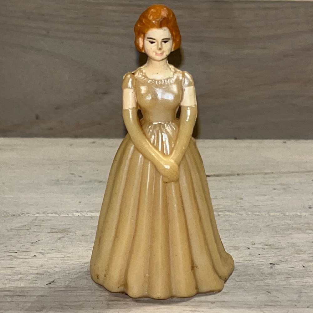 Vintage Wilton cake topper bridesmaid